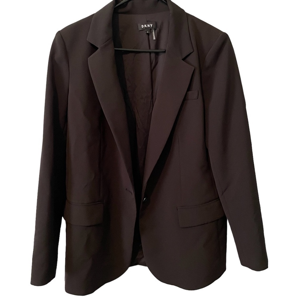 DKNY BLACK BLAZER
